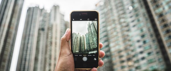 City-smartphone-2000x0-c-default
